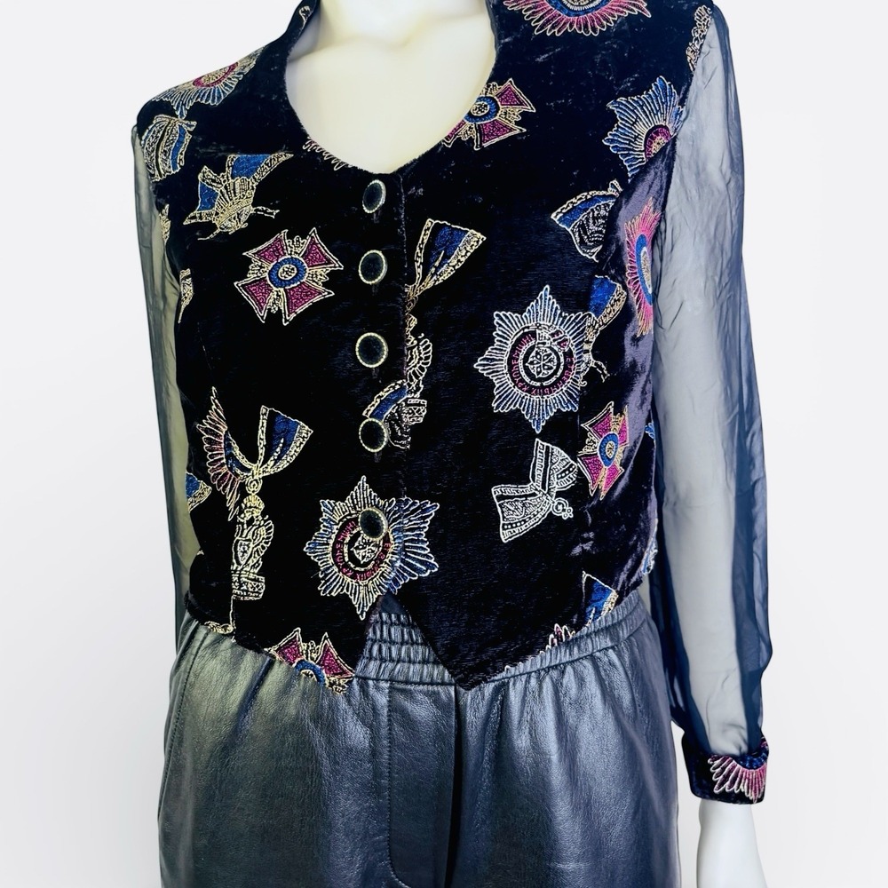 Vintage Byers Velvet  Metallic Medallion Motif Jackets With Long Sheer Sleeves M